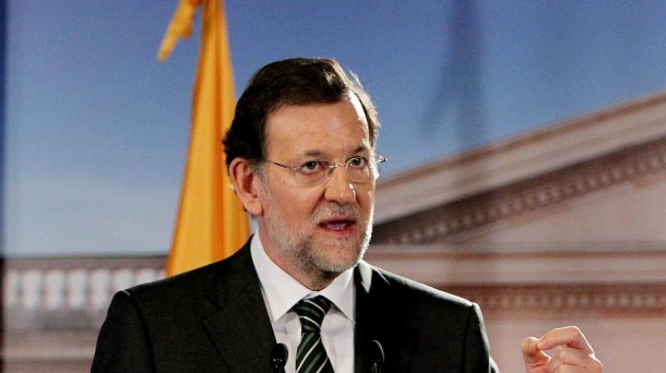 Rajoy advierte a ETA que es ella la que tiene que move