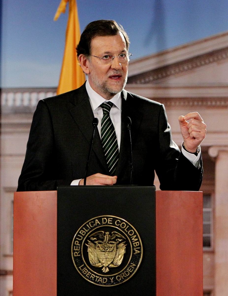 Rajoy advierte a ETA que es ella la que tiene que move