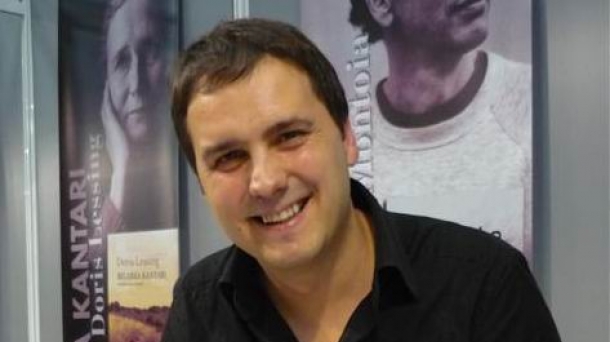 El escritor Kirmen Uribe. Foto: EITB