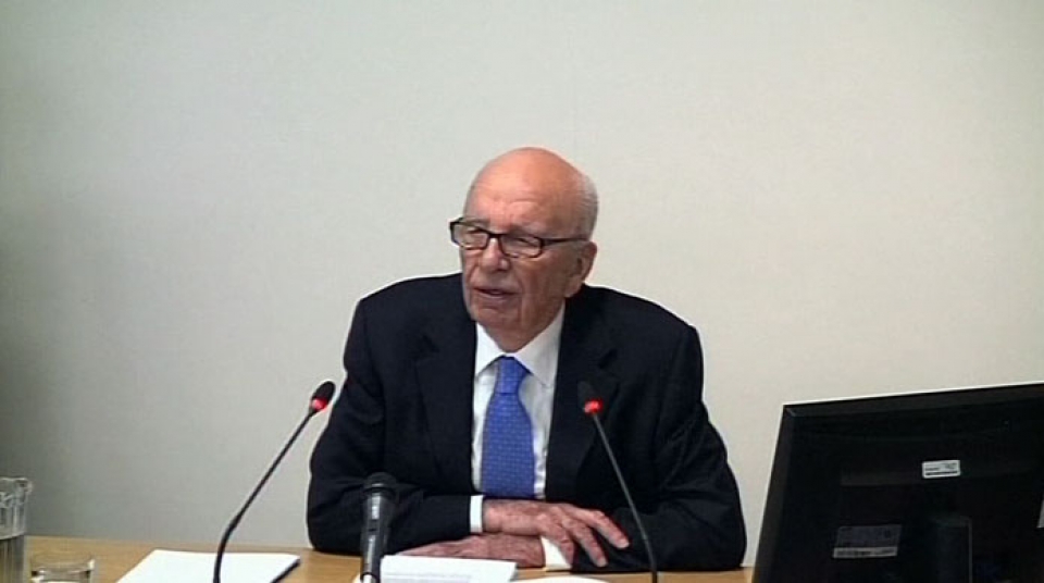 Escuchas ilegales | Murdoch 'no es apto' para dirigir un imperio