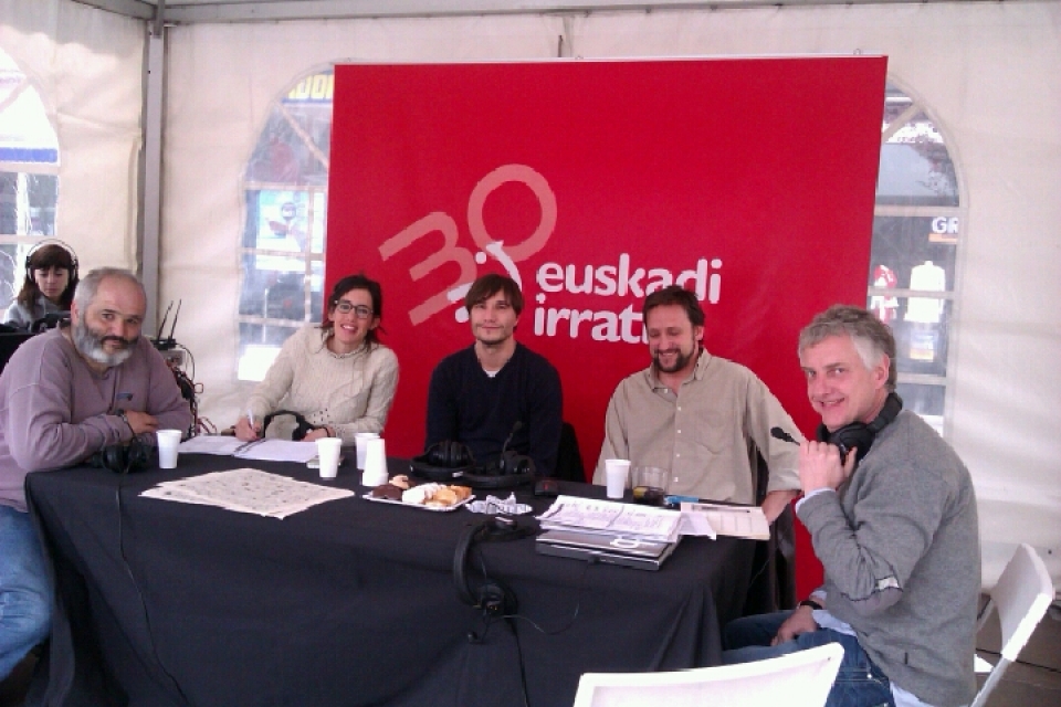 Audience musika talde gernikarra Jaime Otamendi eta Maider Segurolarekin