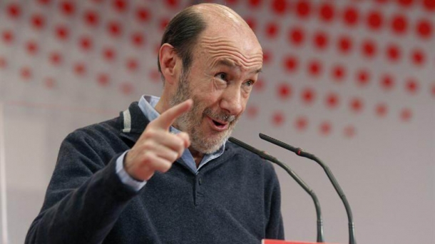 Rubalcaba ha clausurado el 24 congreso de las Juventudes Socialistas de España. Foto: EFE