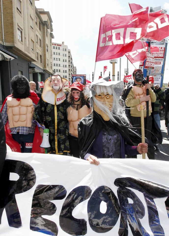 Manifestación de CCOO y UGT en Pamplona. Foto: EFE