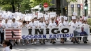 Manifestación en recuerdo de Iñigo Cabacas en Bilbao