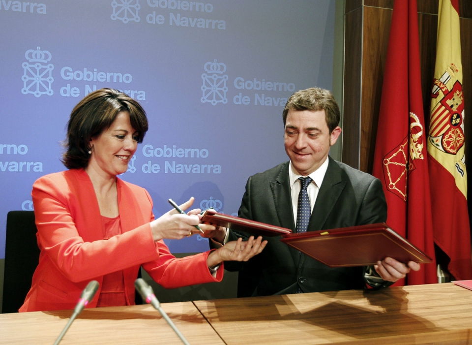 Yolanda Barcina (UPN) y Roberto Jiménez (PSN). Foto: EFE