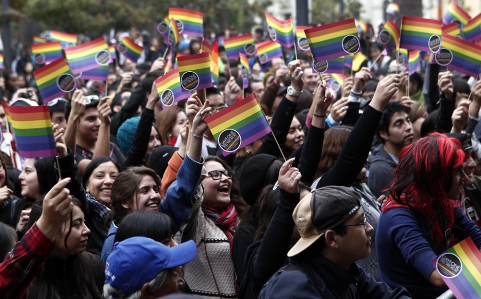 El Constitucional avala la legalidad del matrimonio homosexual