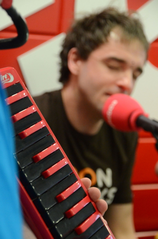 Zuzeneko emanaldia Gaztean. Argazkia: EITB