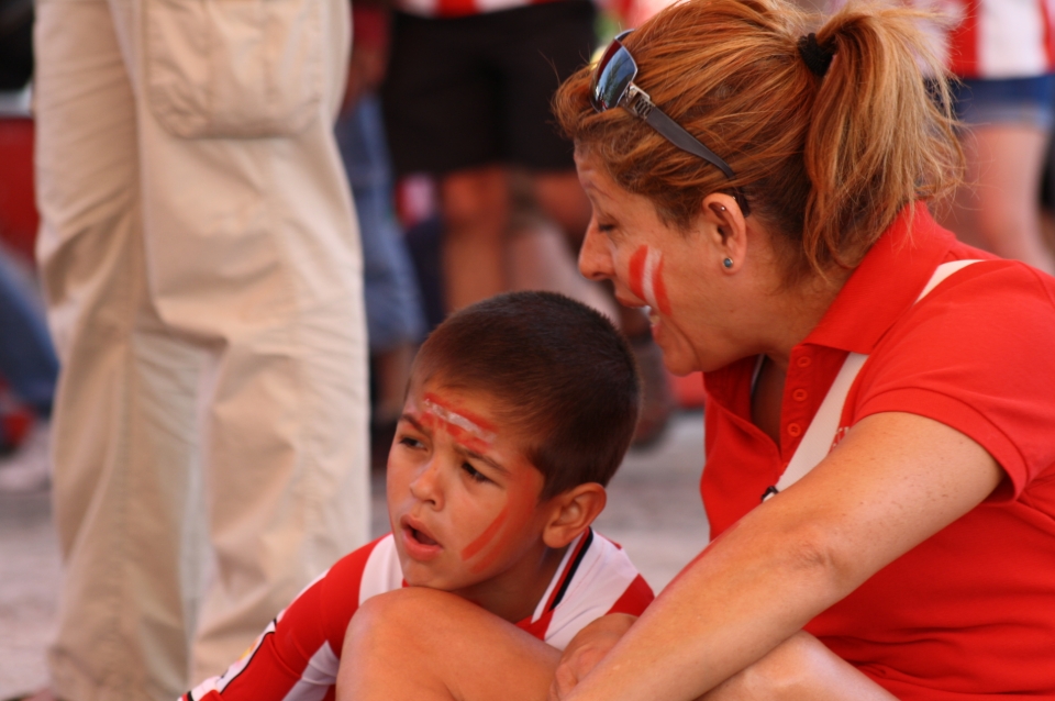 Gran ambiente en Athletic Hiria horas antes del partido. Foto: eitb.com