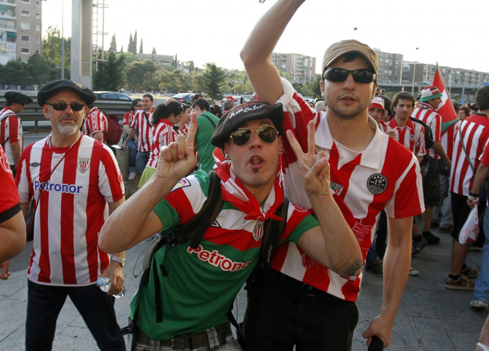 Aficionados rojiblancos. Foto: EFE