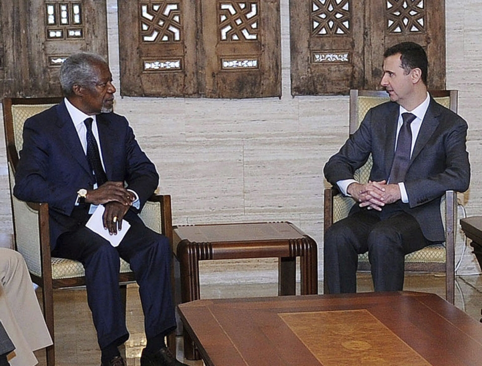 Kofi Annan Bachar al Assadekin bildu da. EFE