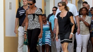 La primera dama estadounidense, Michelle Obama, de vacaciones en la Costa del Sol  Foto: Efe