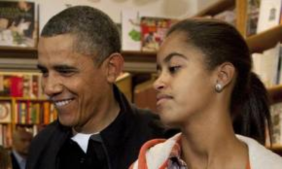 Obama con su hija mayor Foto: Efe