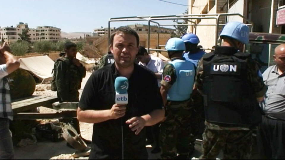 El corresponsal de EITB en Siria, Mikel Ayestaran, ha sido testigo de un ataque. Foto:  EITB
