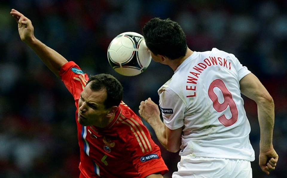 Poloniak eta Errusiak bana (1-1) berdindu dute A multzoko bigarren jardunaldian. Argazkia. EFE