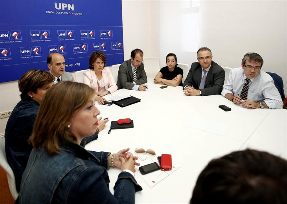 La presidenta UPN, Yolanda Barcina, preside la reunión de la ejecutiva del partido. Foto: EFE