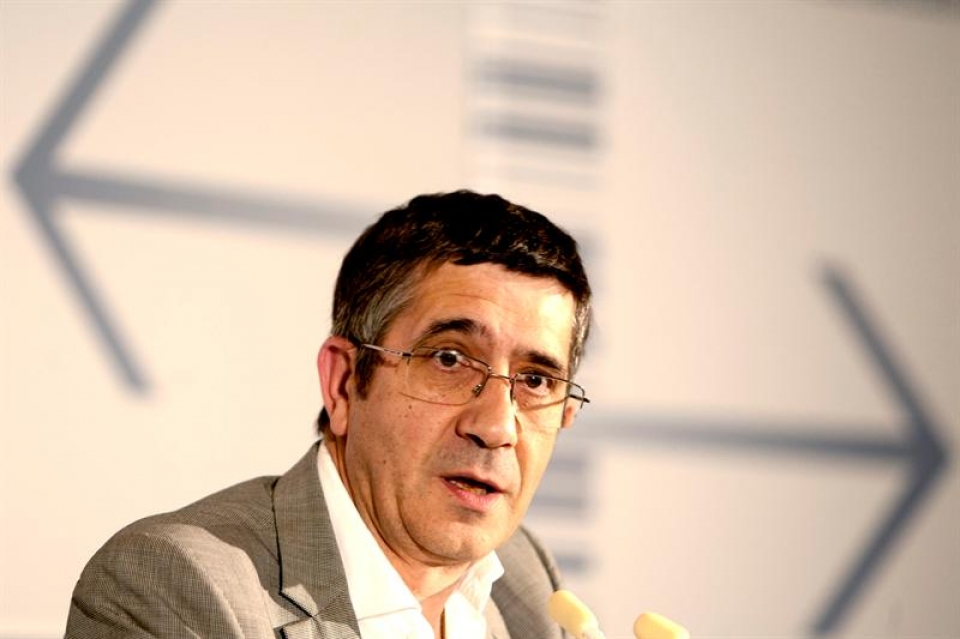 El lehendakari, Patxi López, durante su intervención. Foto: EFE