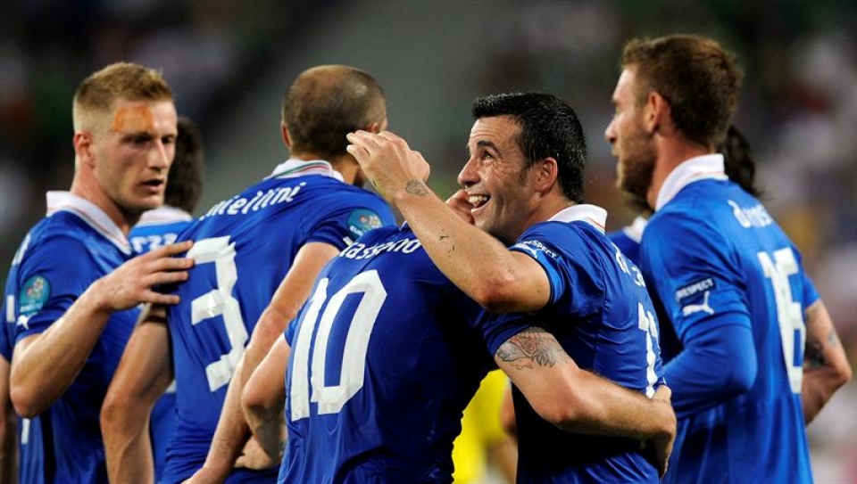 Italiak final-laurdenetarako txartela lortu du, Irlanda 2-0 gaindituta. Argazkia: EFE