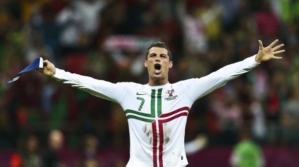 Cristiano Ronaldoren golak finalerdietan sartu du Portugal