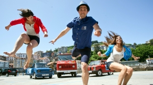 Joanes Passicot, Sonia Kolaczek eta Rocio Basterra. EITB