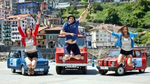 Joanes Passicot, Sonia Kolaczek eta Rocio Basterra. EITB