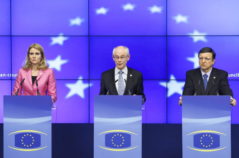 Herman Van Rompuy Europako Kontseiluko presidentea (erdian). EFE