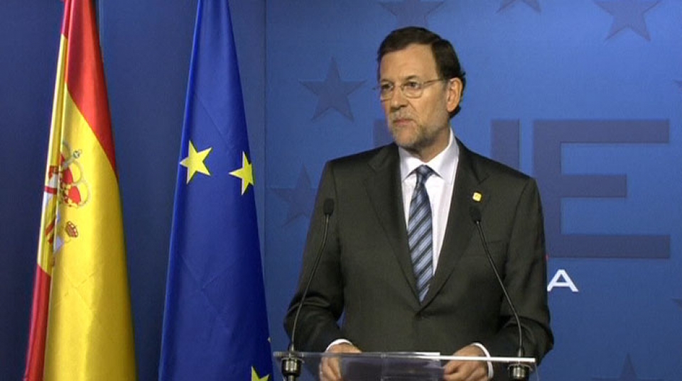 Rajoy:'Las CCAA deben hacer un mayor esfuerzo para cumplir el déficit'
