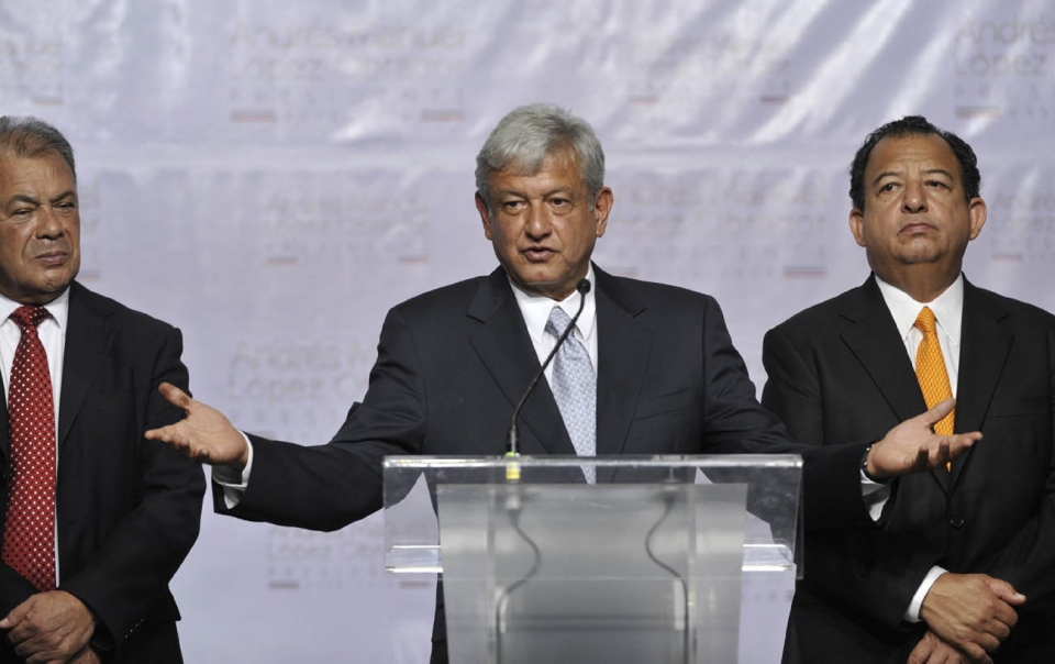 Andres Manuel Lopez Obrador Alderdi Aurrerakoiaren (alderdi ezkertiarra) hautagaia.
