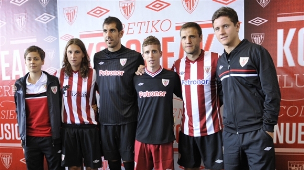 El Athletic presenta sus nuevas indumentarias