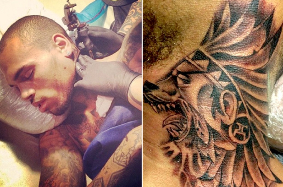Chris Browek tatuaje berri bat egin du. Argazkia: Twitter. 