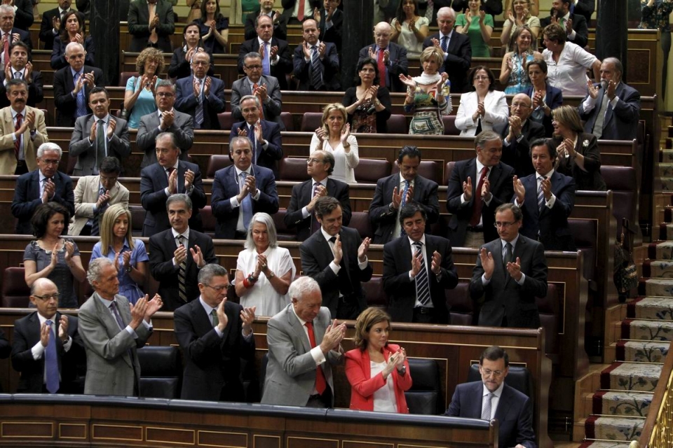 Tras los aplausos del PP, el 'Que se jodan' de Andrea Fabra