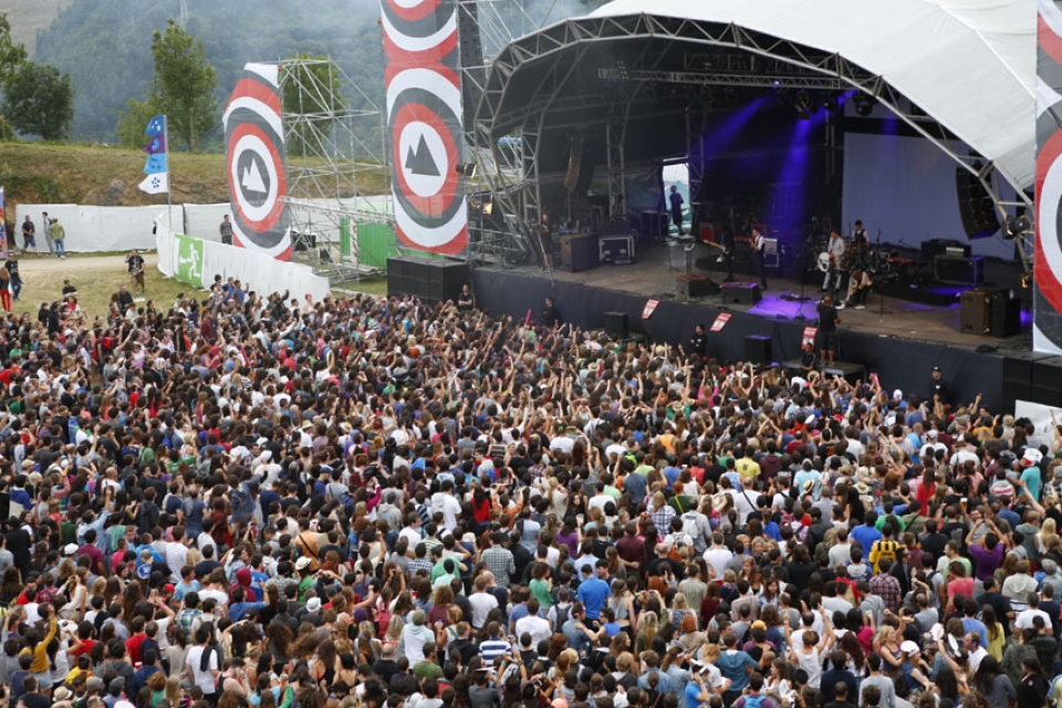 Bilbao BBK Live 2012, público en el concierto de Noah & the Whale.