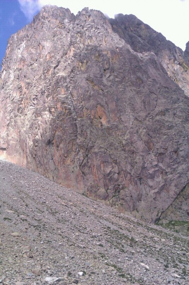 Ekainen argazkia, Pirineoak