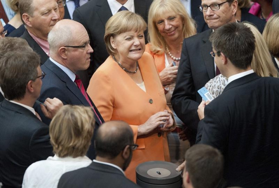 El Bundestag aprueba la participación de Alemania en la ayuda a España