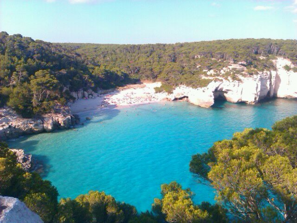 Cala Mitjana, Menorca
