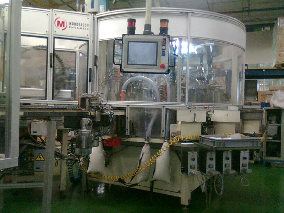 Udan ere, tailerrean lanean