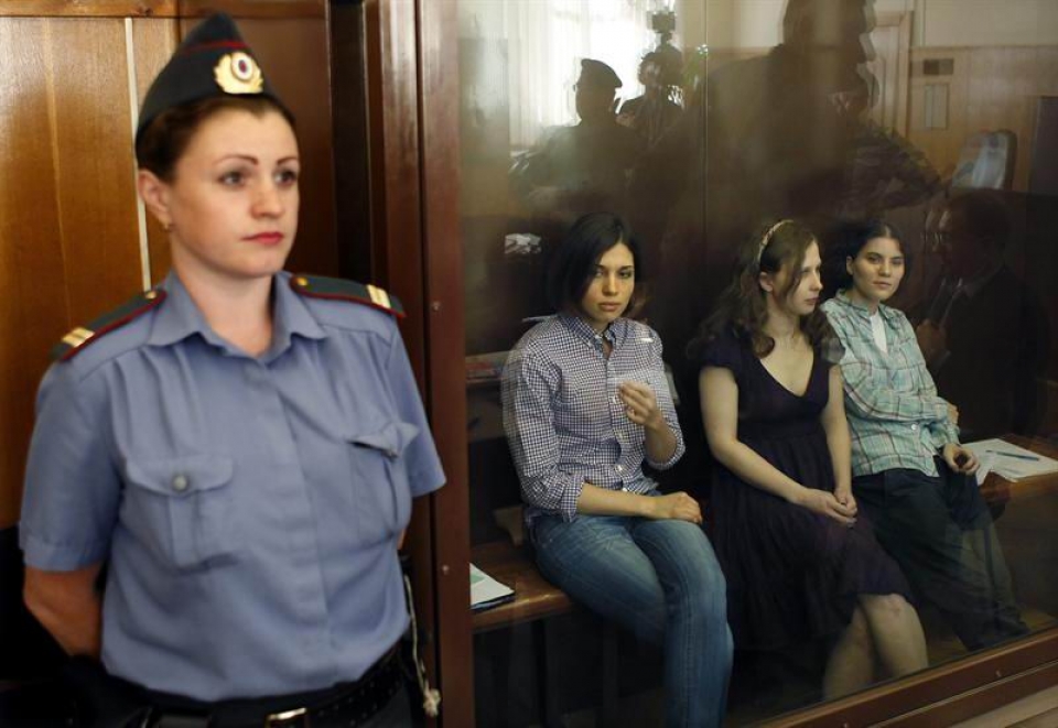 Pussy Riot | Miembros de Pussy Riot huyen de Rusia por la Policía