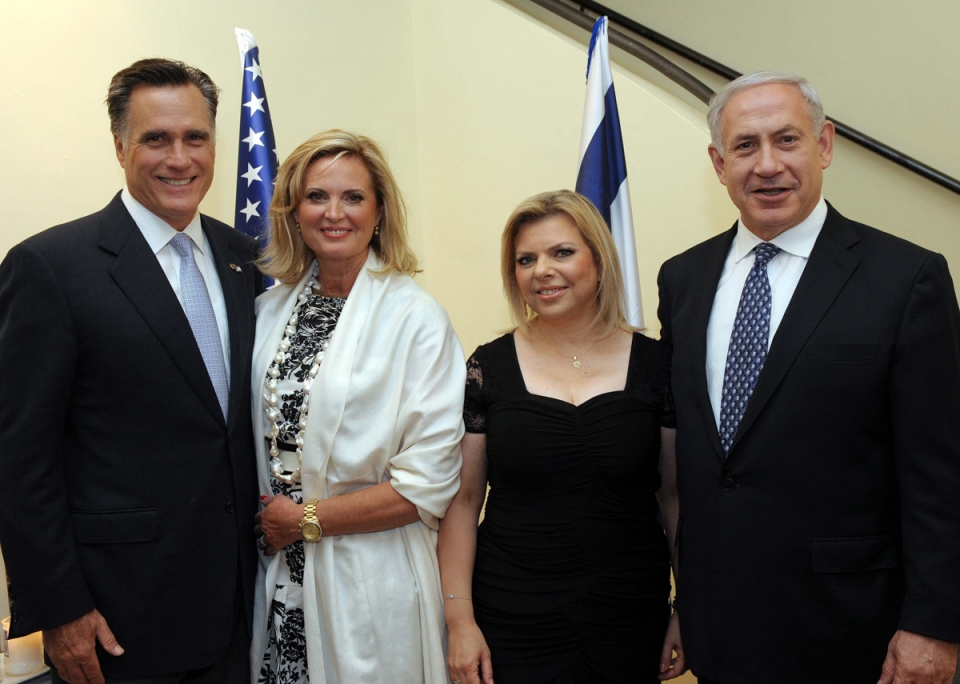 Ezkerretik eskumara: Mitt Romney, Ann Lois Romney, Sara Netanyahu eta Israelgo Lehen Ministroa  Benjamin Netanyahu. Argazkia: EFE