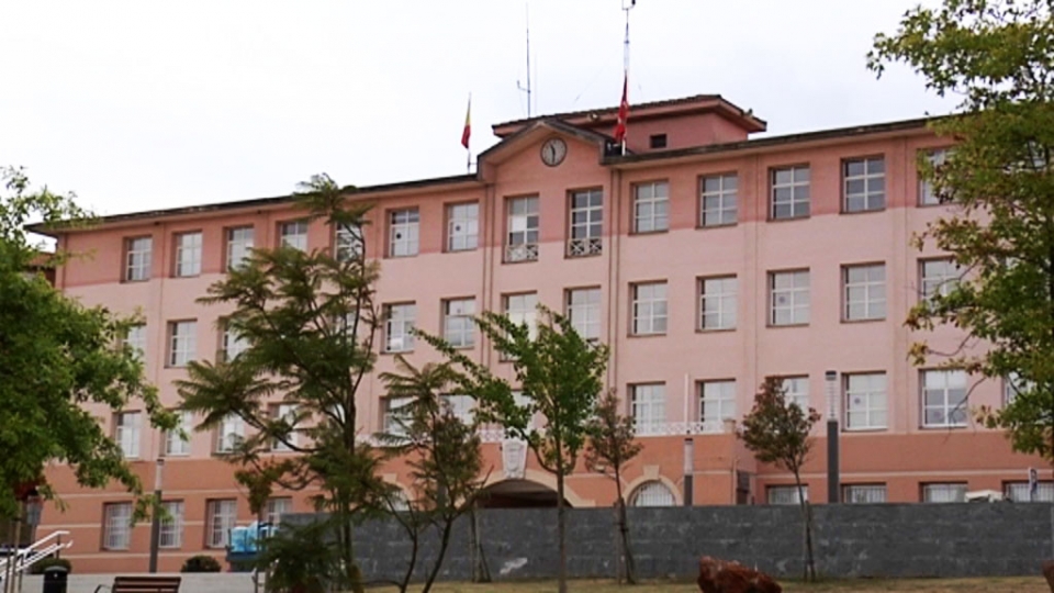 El Ayuntamiento de Zierbena, donde la concentración tendrá lugar a mediodía. Foto: EITB