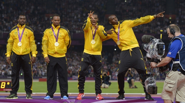 Nesta Carter, Michael Frater, Yohan Blake y Usain Bolt. EFE