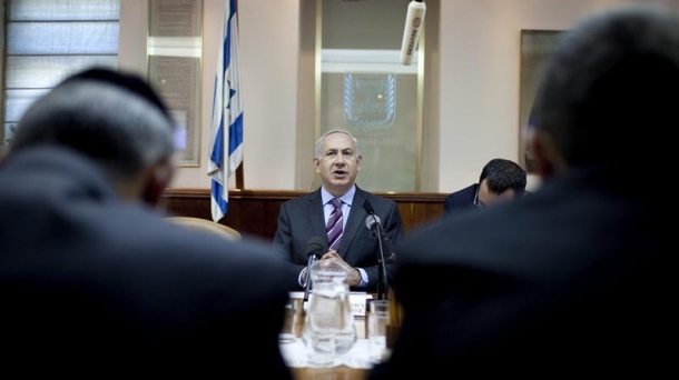 Benjamin Netanyahu Israelgo lehen ministroa.