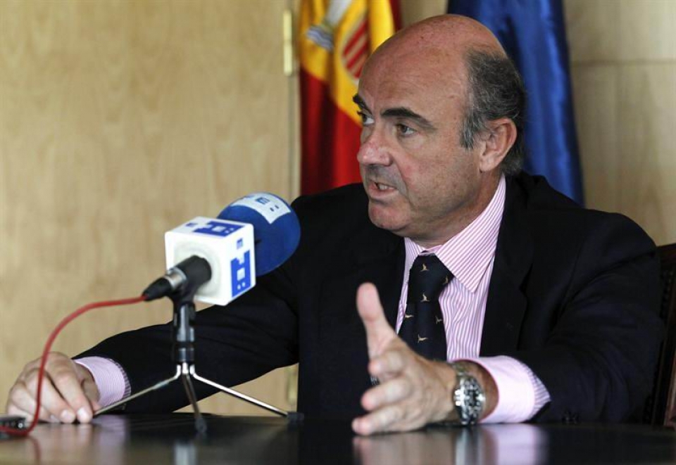 El ministro de Economía, Luis de Guindos, ha adelantado parte del nuevo decreto. Foto: EFE