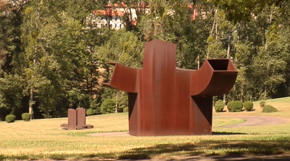 Chillida Lekuk ateak itxi zituen 2011ko urtarrilan. EITB