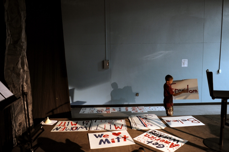 Preparando cárteles para la Convención Republicana. Foto: EFE