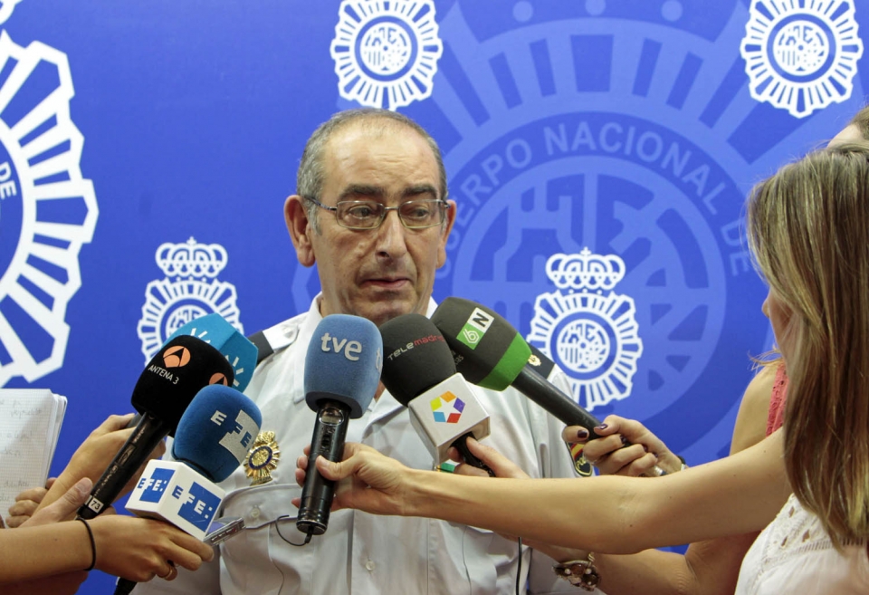 Serafin Castro ikerketaren poliziaburua.