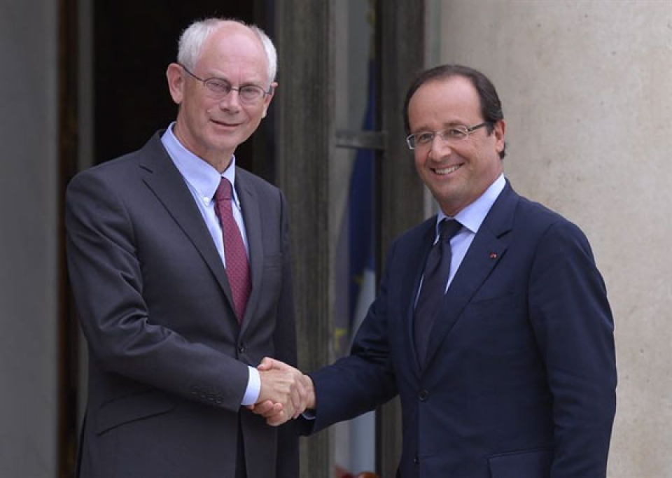 Hollande pide que se aplique 'rápidamente' el pacto de crecimiento