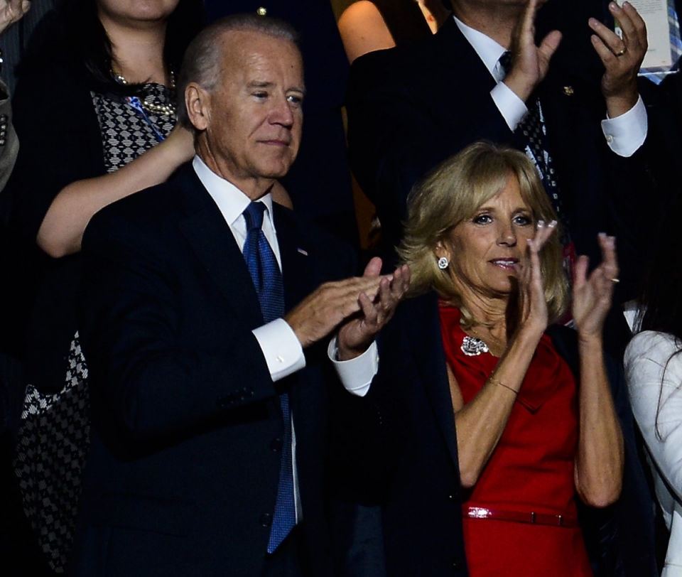 Joe Biden eta emaztea. Argazkia: EFE