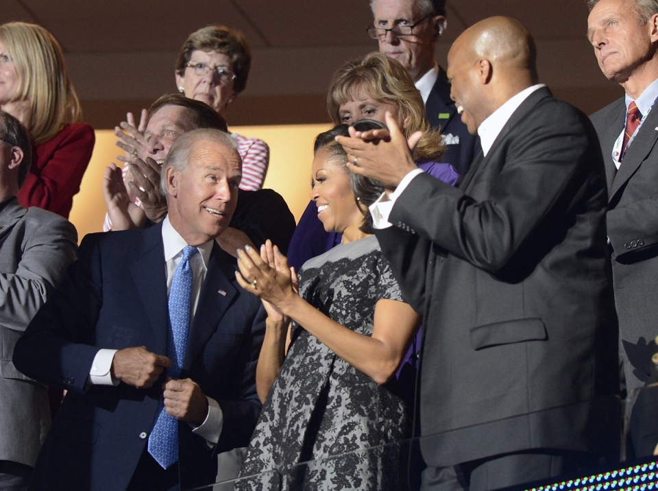 Joe Biden presidenteordea eta Michelle Obama, lehen dama. Argazkia: EFE