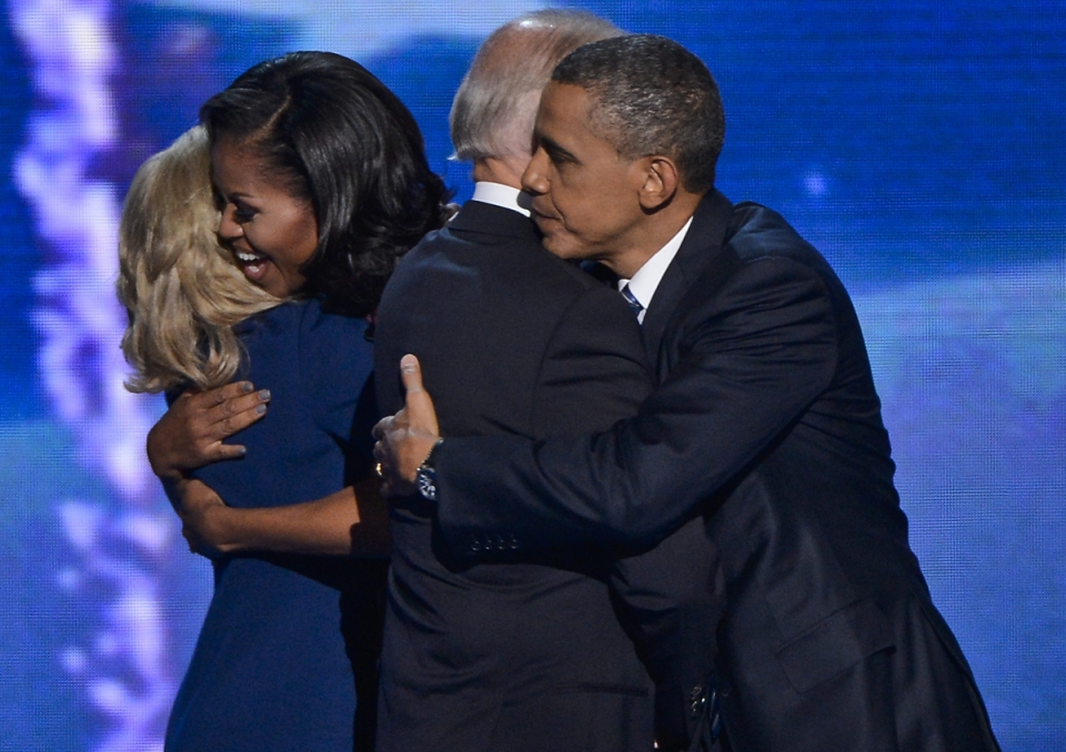 Jill eta Joe Biden, Michelle eta Barack Obamarekin. Argazkia: EFE