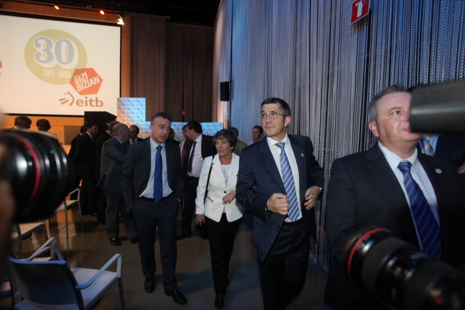 Iñigo Urkullu, Laura Mintegi, Patxi Lopez eta Alberto Surio. Argazkia: EITB