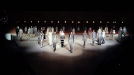 Todas las modelos del desfile de Marc Jacobs sobre la pasarela. Foto: EFE title=